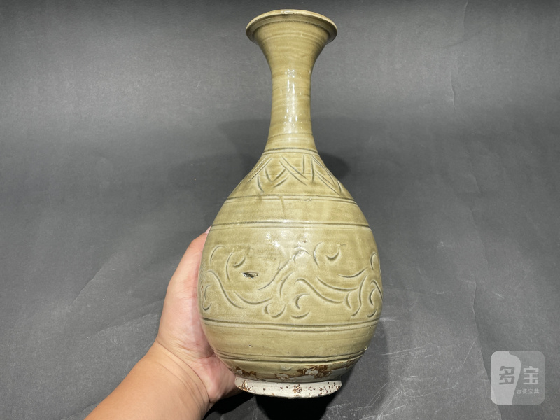 明 耀州刻花玉壶春瓶 - 图4